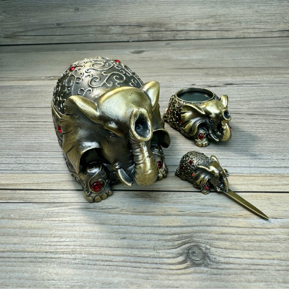 ELEPHANT BOMBAY COMPANY DESK SET. 
Trinket Box Letter opener Magnifying glass.